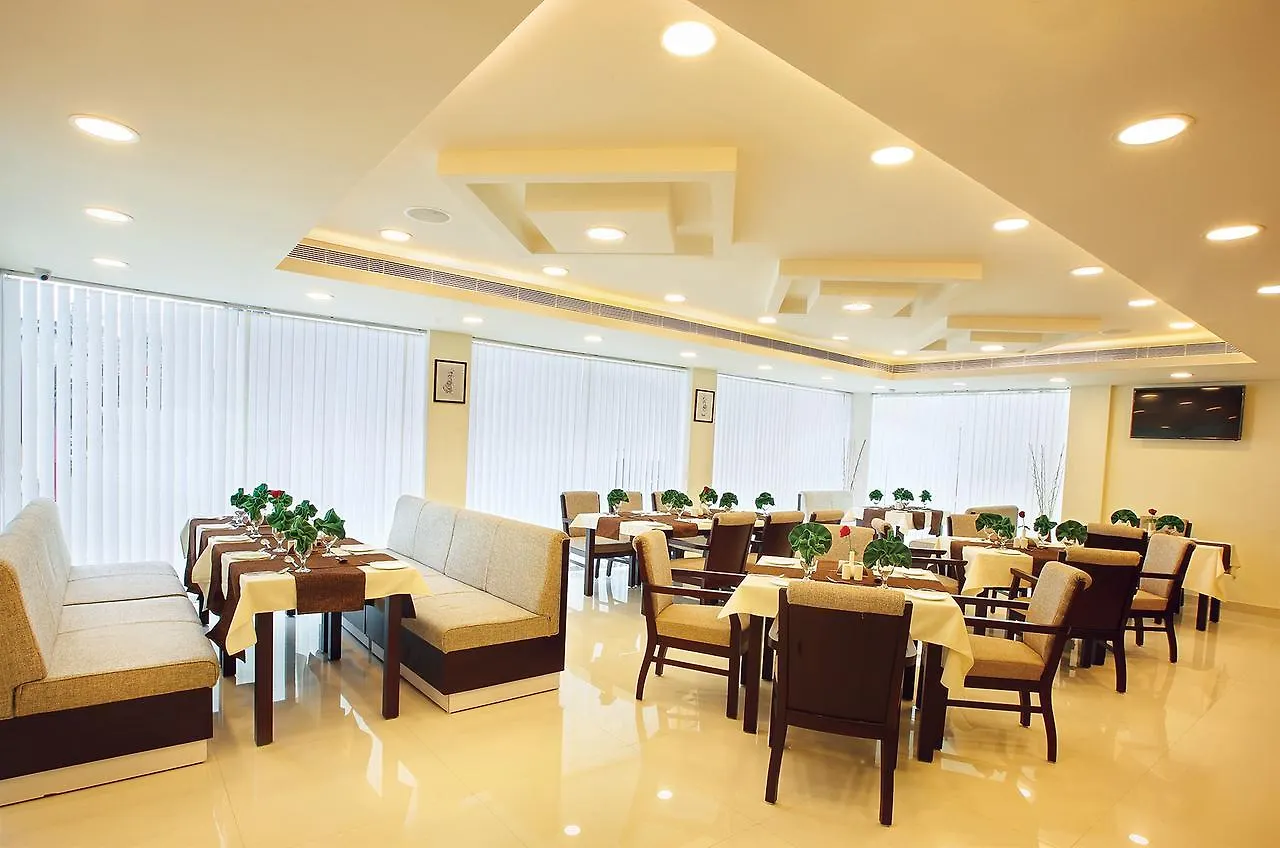 Joyees Residency Hotel Kottayam